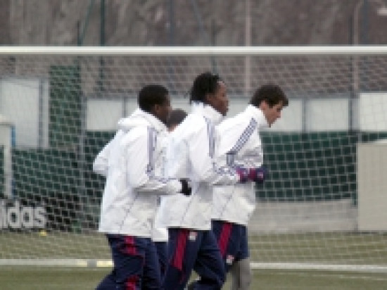 OL : Gourcuff ne s'entraine pas, Lovren est forfait