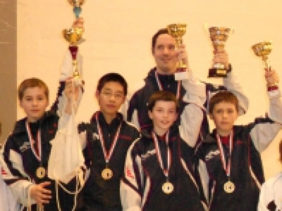 Tennis de table: les minimes Rhônalpins champions de France des Régions Tennis de table: les minimes Rhônalpins champions de France des Régions