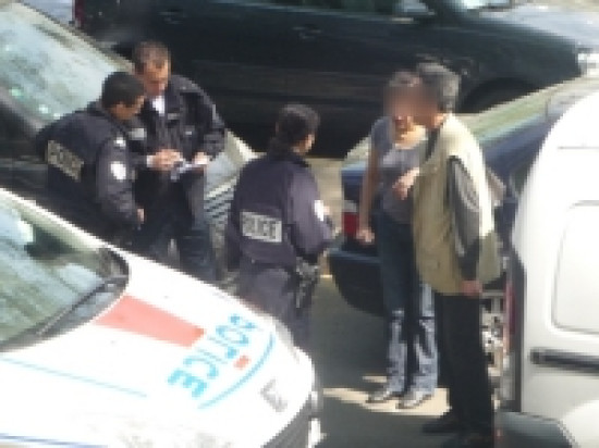 Un SDF s'improvise braqueur et se fait désarmer par le bijoutier Un SDF s'improvise braqueur et se fait désarmer par le bijoutier