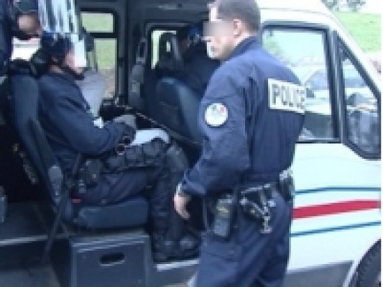 Un habitant de Rillieux soupçonné du viol de ses ex belles-filles Un habitant de Rillieux soupçonné du viol de ses ex belles-filles