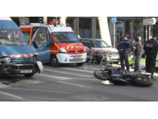 Un appel à témoin lancé à la suite d'un accident de la route samedi sur l'A7 Un appel à témoin lancé à la suite d'un accident de la route samedi sur l'A7