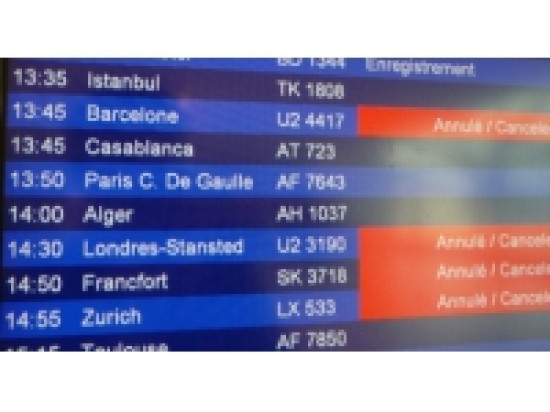 Deux vols &agrave; destination de la Tunisie annul&eacute;s &agrave; l'a&eacute;roport de Lyon Saint-Euxp&eacute;ry