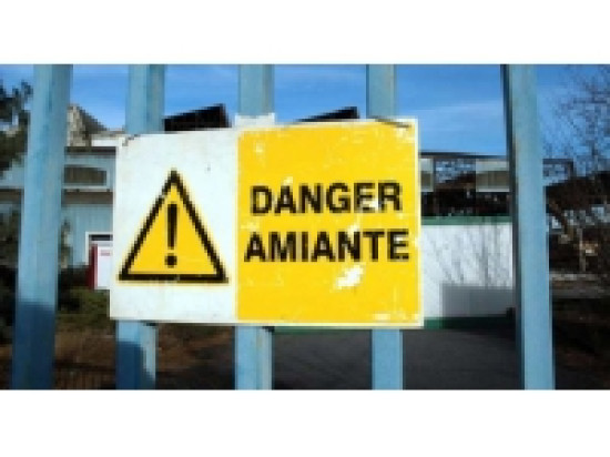 Amiante chez Renault Trucks : les ex-salari&eacute;s devront encore patienter