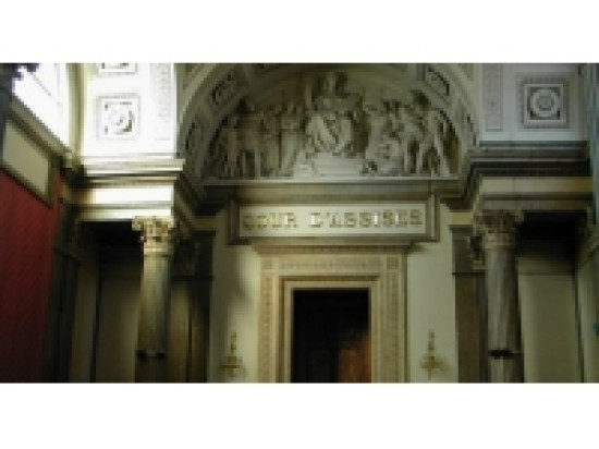 Une prise d'otages suivie d'un vol devant les assises du Rh&ocirc;ne &agrave; partir de lundi