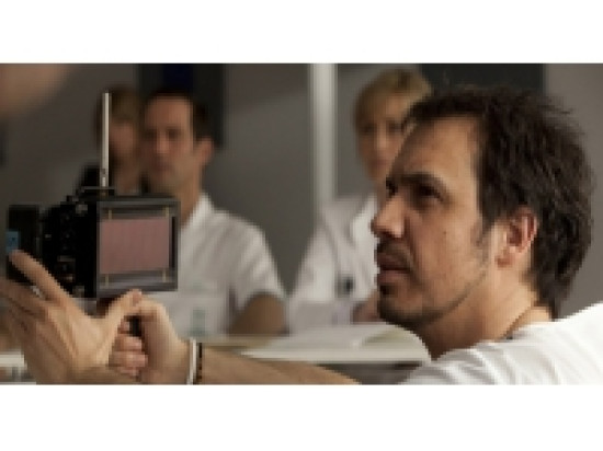 Alexandre Astier d&eacute;barque dans "Sc&egrave;nes de m&eacute;nages"