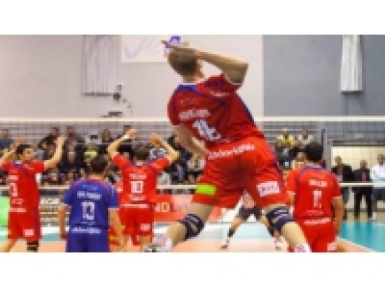 L'ASUL Lyon Volley domine facilement Ajaccio (3-0) L'ASUL Lyon Volley domine facilement Ajaccio (3-0)