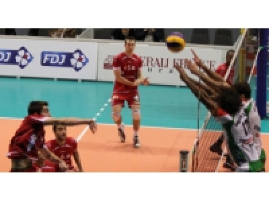 Play-offs : l'ASUL Lyon Volley prend sa revanche face au Plessis-Robinson (3-1) Play-offs : l'ASUL Lyon Volley prend sa revanche face au Plessis-Robinson (3-1)