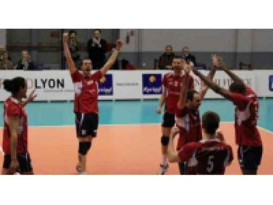 Un sans faute pour l'ASUL Lyon Volley face à Nancy (3-0) Un sans faute pour l'ASUL Lyon Volley face à Nancy (3-0)