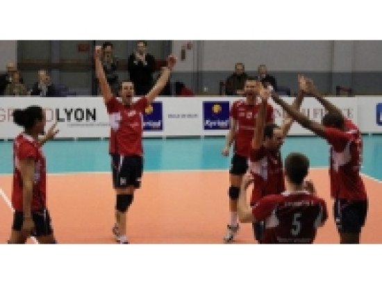L'ASUL Lyon Volley s'impose &agrave; Rennes (3-2)