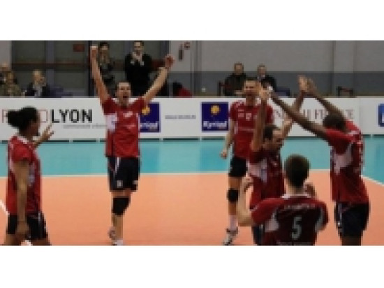 L'ASUL Lyon Volley conserve sa place de leader face à Cambrai L'ASUL Lyon Volley conserve sa place de leader face à Cambrai