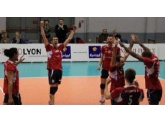 Première défaite pour l'ASUL Lyon Volley Première défaite pour l'ASUL Lyon Volley