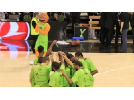 Tournoi des Champions : l'Asvel chute contre Dijon Tournoi des Champions : l'Asvel chute contre Dijon