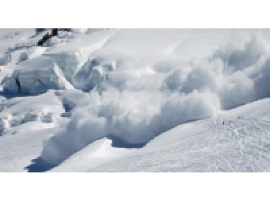 Un drone pour rechercher les victimes des avalanches dans les Alpes Un drone pour rechercher les victimes des avalanches dans les Alpes