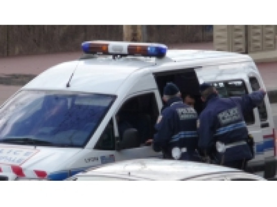 Givors : arm&eacute; d'un couteau, il se fait remettre des attestations d'assurances vierges