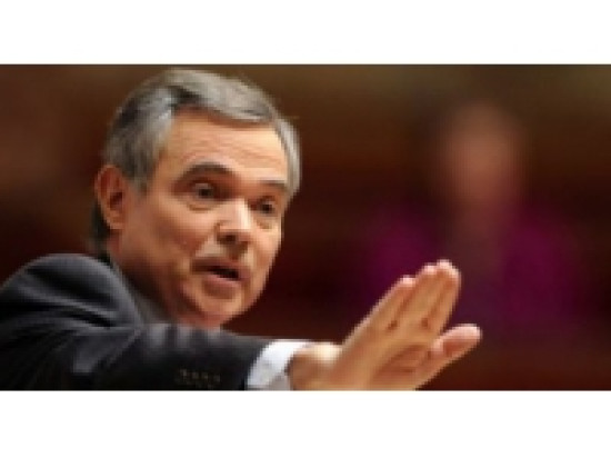 Lyon : Bernard Accoyer à la Catho sur le thème de "l'engagement politique" Lyon : Bernard Accoyer à la Catho sur le thème de "l'engagement politique"