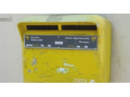 Meyzieu : arrestation d'un homme soupçonné de voler des chèques Meyzieu : arrestation d'un homme soupçonné de voler des chèques