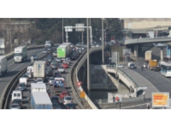 Trop de bouchons sous le tunnel de Fourvi&egrave;re ? La faute aux GPS !