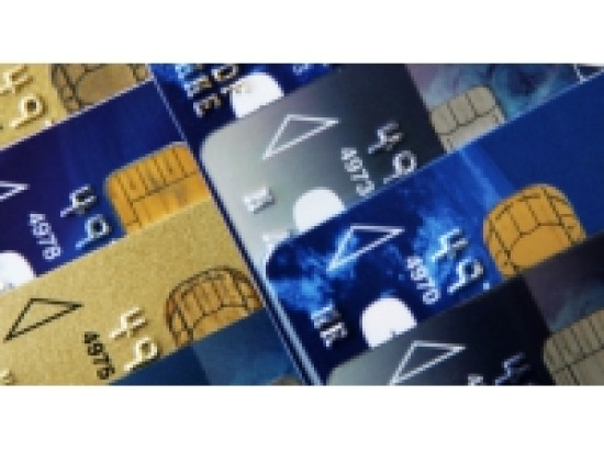 Elle utilisait toujours les moyens de paiement de son ex petit-ami Elle utilisait toujours les moyens de paiement de son ex petit-ami