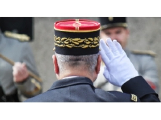 Lyon : une plaque à la mémoire des victimes juives inaugurée au collège Jean Monnet Lyon : une plaque à la mémoire des victimes juives inaugurée au collège Jean Monnet