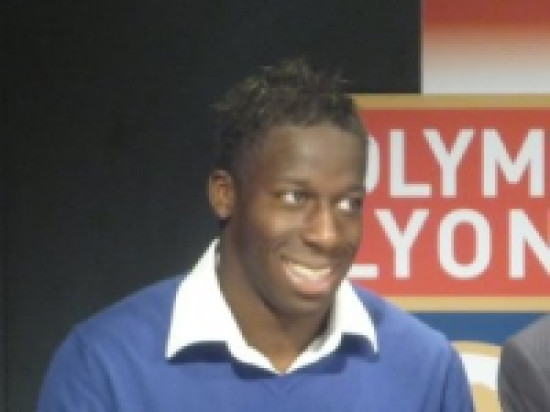 L'OL d&eacute;ment tout accord avec Aly Cissokho