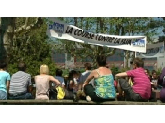 Des coll&eacute;giens courent pour lutter contre la faim