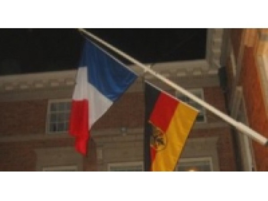 Les bus TCL aux couleurs de l'Allemagne et de la France vendredi