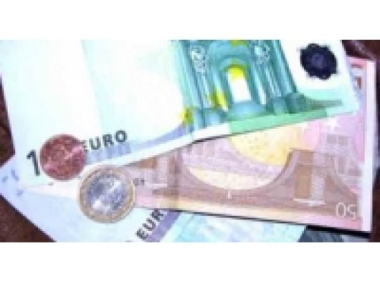 Signature dans le Rh&ocirc;ne du premier pr&ecirc;t &agrave; l'industrialisation des projets de recherche et d&eacute;veloppement