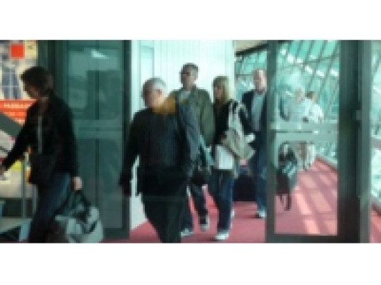 Le terminal 3 de L'aéroport de Lyon évacué pour un "problème de sûreté" Le terminal 3 de L'aéroport de Lyon évacué pour un "problème de sûreté"