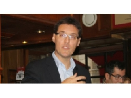 Pour Eric Lafond, "les nouveaux rythmes scolaires passeront par une nouvelle cantine"