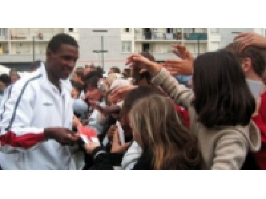 Eric Abidal fait de Monaco sa priorit&eacute;