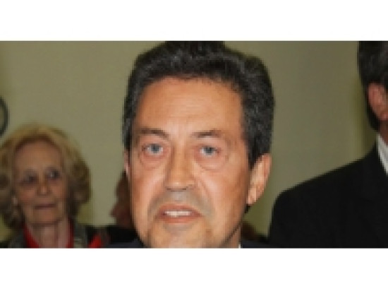 "Avec le renvoi de Delphine Batho, le navire Ayrault prend l'eau" "Avec le renvoi de Delphine Batho, le navire Ayrault prend l'eau"