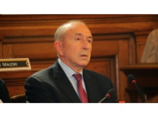 Mort de Jean Germain : G&eacute;rard Collomb salue "un maire qui vivait par et pour sa ville"