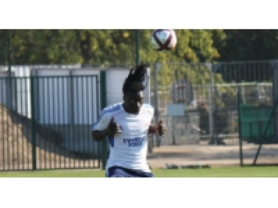 Pas de nouvel attaquant à l'OL si Gomis part ? Pas de nouvel attaquant à l'OL si Gomis part ?