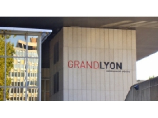 Des v&eacute;hicules propres pour les agents du Grand Lyon en 2013 &agrave; Villeurbanne