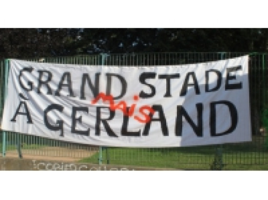 Corrompu(e)(s) : le Grand Stade en question à Lyon Corrompu(e)(s) : le Grand Stade en question à Lyon