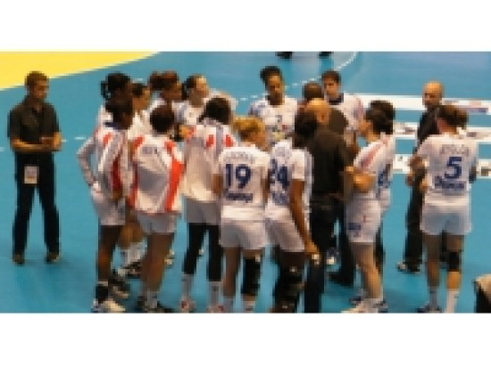 Les handballeuses françaises chutent face au Monténégro Les handballeuses françaises chutent face au Monténégro