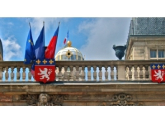 L'Hôtel de Ville de Lyon s'habille de bleu pour la journée mondiale de l'autisme L'Hôtel de Ville de Lyon s'habille de bleu pour la journée mondiale de l'autisme