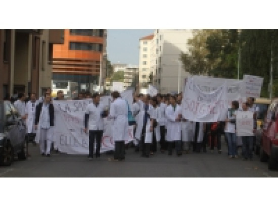 La gr&egrave;ve dans les cliniques va-t-elle se poursuivre ?