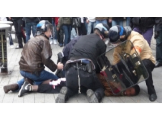 Six personnes interpellées dans le cadre de violences urbaines à Vaulx-en-Velin Six personnes interpellées dans le cadre de violences urbaines à Vaulx-en-Velin