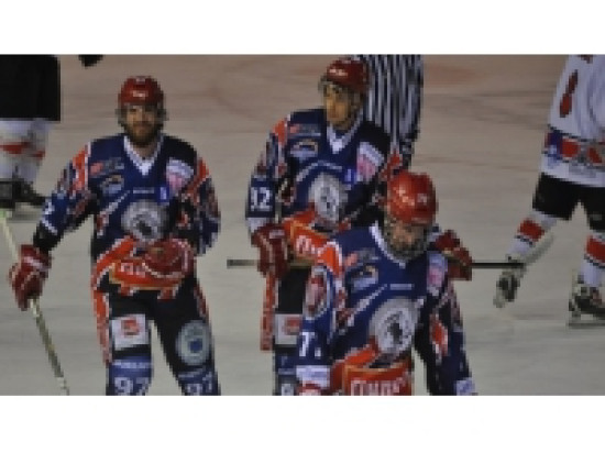 Le Lyon Hockey Club l'emporte contre Dijon (5-3) Le Lyon Hockey Club l'emporte contre Dijon (5-3)