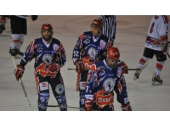 Lutte pour les play-offs : le LHC s'incline contre Amiens (5-2) Lutte pour les play-offs : le LHC s'incline contre Amiens (5-2)