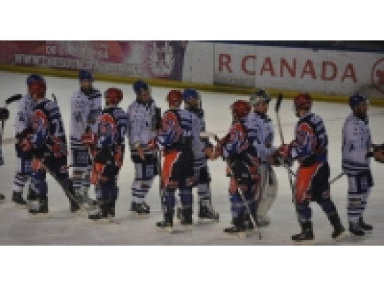 Le Lyon Hockey Club se s&eacute;pare de son meilleur marqueur mais garde son capitaine