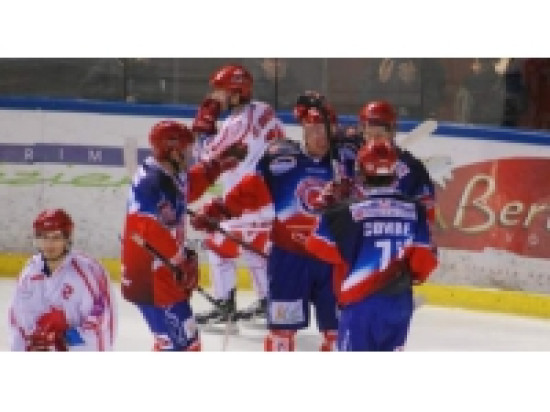 Le Lyon Hockey Club s'impose de justesse face &agrave; Neuilly (2-1)