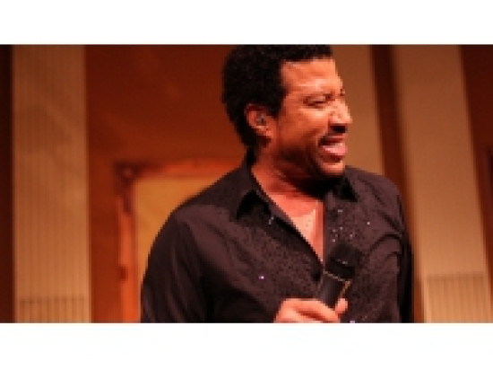 Lionel Richie va dire "hello" au th&eacute;&acirc;tre antique de Vienne