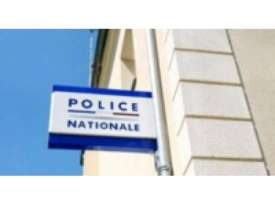 Un Brondillant viole son épouse Un Brondillant viole son épouse