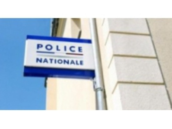 Lyon : un SDF sans permis pris au volant de la voiture d'un ami Lyon : un SDF sans permis pris au volant de la voiture d'un ami