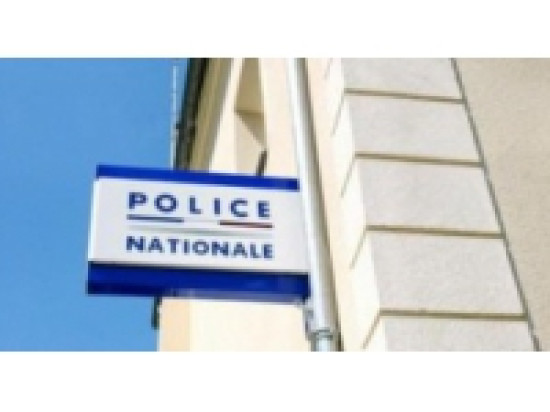 Saint-Priest : les gérants d'un commerce font fuir deux voleurs Saint-Priest : les gérants d'un commerce font fuir deux voleurs