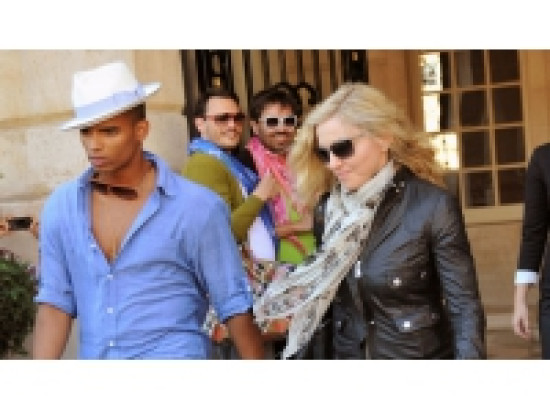 Son histoire d'amour avec Madonna, Danse avec les stars : Le Lyonnais Brahim Zaibat publie son autobiographie