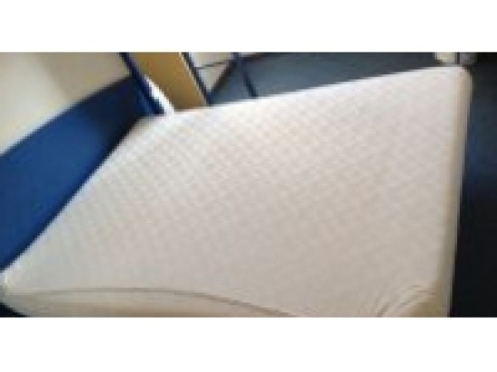 Un h&ocirc;tel de Chaponnay donne ses meubles