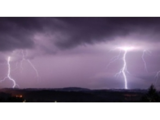 Un immeuble foudroy&eacute; &agrave; Sathonay-Camp